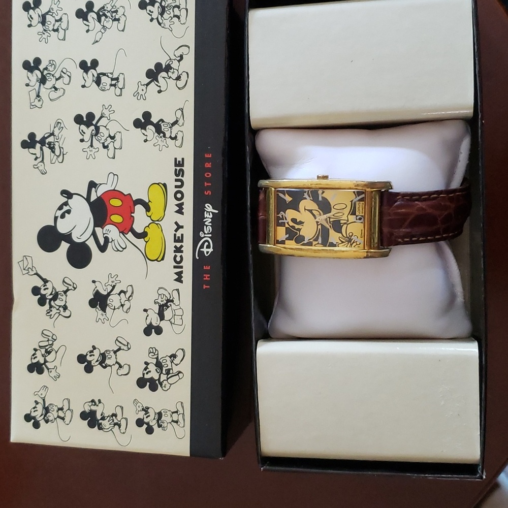 Mens Mickey watch Seekonk Lorus in box